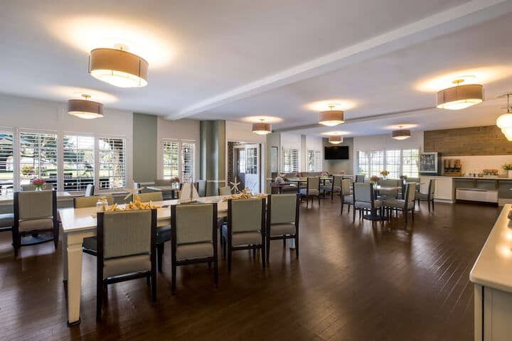 Breakfast area